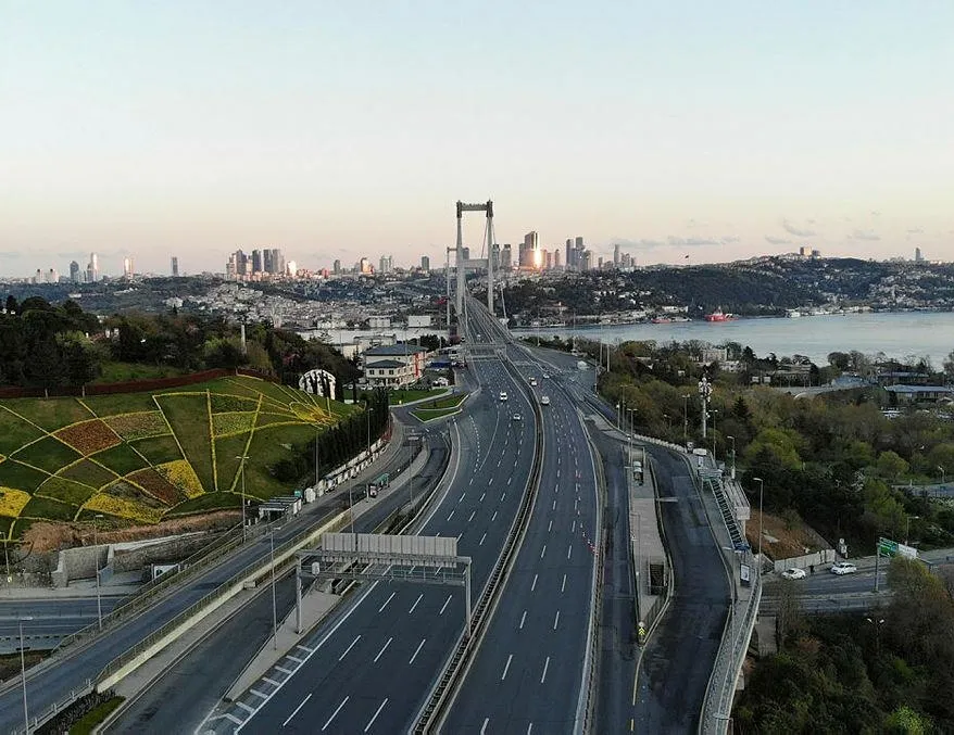 Şehitler Köprüsü boş kaldı