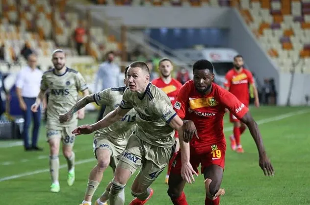 Fenerbahçe'nin hocası Emre Belözoğlu'ndan acı itiraf: Malatya’ya 5 puan verilmez