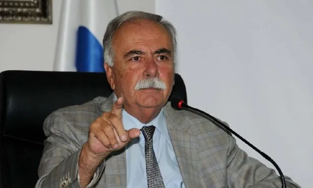 CHP'li belediye başkanı Ülgür Gökhan Mehmetçiğimizi şehit eden Esad'ı savundu!-1