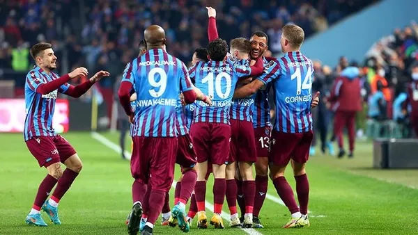 ozel-haber-i-galatasaray-astronomik-rakamlarla-basari-elde-edemedi-firtina-az-maliyetle-sampiyonluga-gidiyor-1645693271872.jpg