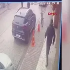 Adana’da öğretmene silahlı saldırı ve darp anı kamerada