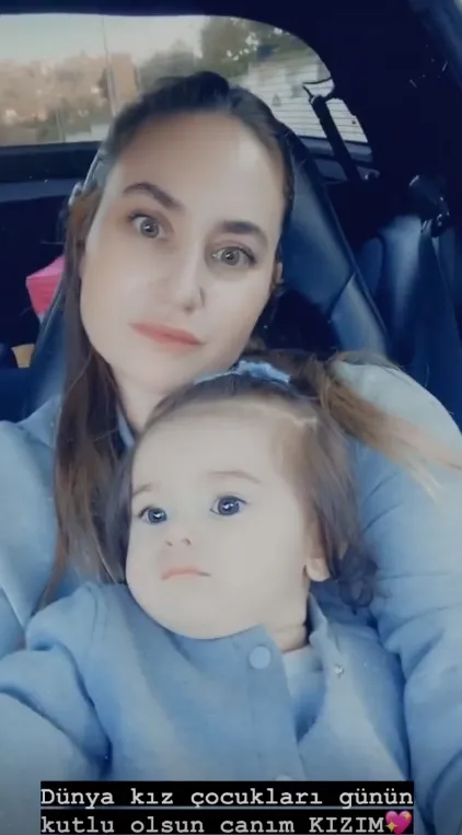 Mehmet Ali Erbil'in kızı Yasmin Erbil'in sevgilisi bakın kim çıktı! Babası hastayken o sosyetenin ünlü ismiyle...-6