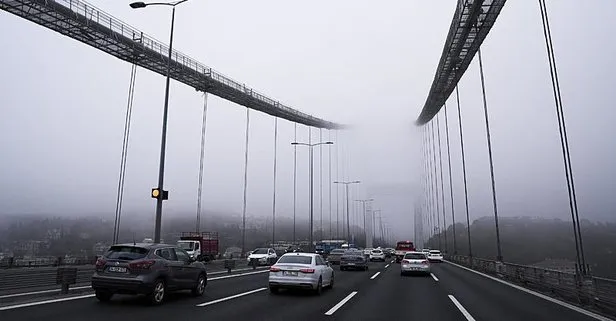 İstanbul’da boğaz trafiğine sis engeli!