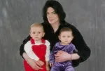 Michael Jackson neden çocuklarına maske taktırıyordu? Paris Jackson çocukluğunu anlattı: "Ne kadar ünlü olduğunu fark etmemiştim"