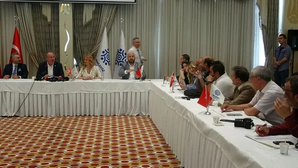 muharrem-inceden-kemal-kilicdarogluna-salvo-konyaya-gidiyorsun-muhafazakar-oluyorsun-vana-gidip-hdpli-oluyorsu-1654350658731.jpeg Muharrem İnce'den Kemal Kılıçdaroğlu'na salvo: Konya’ya gidiyorsun muhafazakar oluyorsun, Van’a gidip HDP’li oluyorsun-1