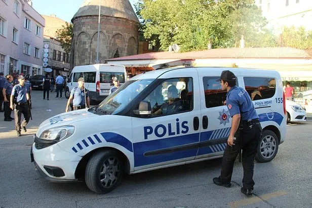 Erzurum'da kız çocuğuna taciz iddiası mahalleyi karıştırdı-4