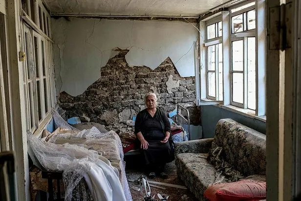 SON DAKİKA: Azerbaycan'da Ermenistan'ın saldırılarında 65 sivil yaşamını yitirdi, 297 kişi yaralandı-1