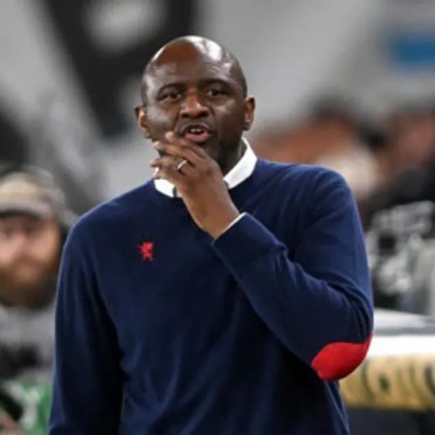 Vieira ile yollar ayrıldı