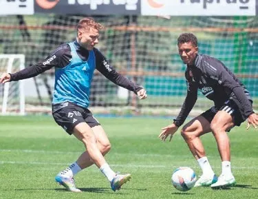 Bugünkü idman basına kapalı!