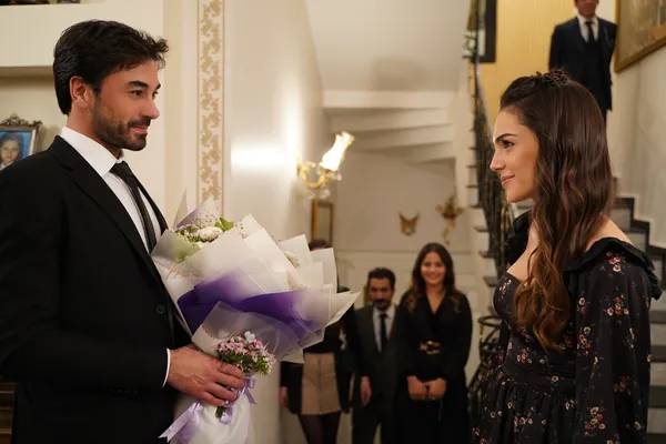 ferit-ile-ayse-evleniyor-kalp-yarasi-25-bolum-fragmanina-romantik-sahneler-damga-vurdu-1639521795864.jpg Ferit ile Ayşe evleniyor! Kalp Yarası 25. bölüm fragmanına romantik sahneler damga vurdu-2
