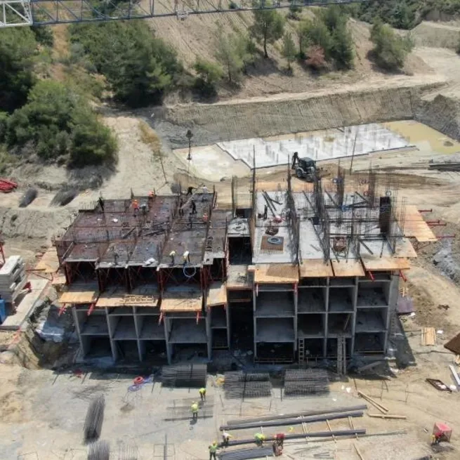 Adana’da depremzedeler için yeni TOKİ konutları yükseliyor! Teslim Aralık’ta: 3 bin 200 aileye yuva olacak