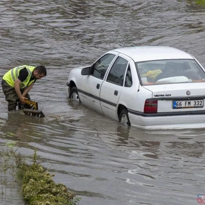 Ankara için uyarı üstüne uyarı! Valilik saat verdi... Sel ve su baskınına dikkat! HAVA DURUMU