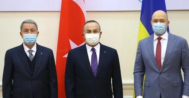 Milli Savunma Bakanı Akar ve Dışişleri Bakanı Çavuşoğlu’ndan Ukrayna ile kritik görüşme!