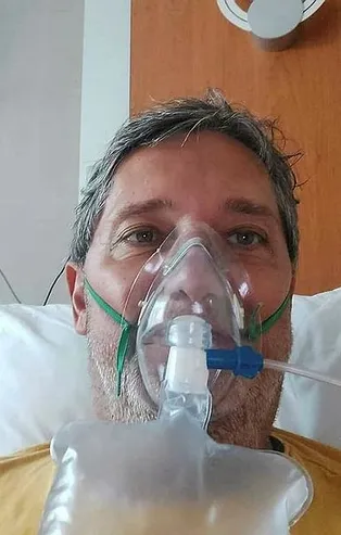 Aşı karşıtı gazeteci Berna Nuri Süer koronavirüse yenildi!