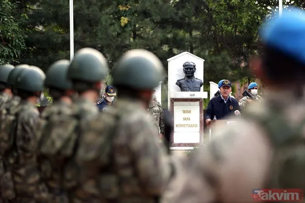 SON DAKİKA: Milli Savunma Bakanı Akar komutanlarla Edirne'de! Yunanistan'a sert mesaj - 24