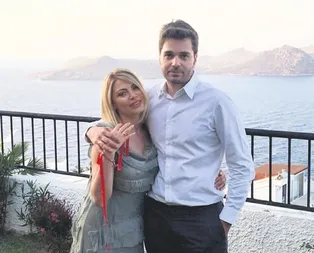 Yüzükler takıldı