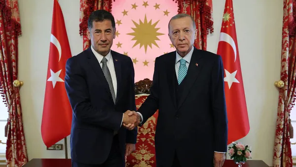 sinan-ogandan-kilicdarogluna-sert-tepki-mevsimlik-milliyetci-1685186612778.jpg