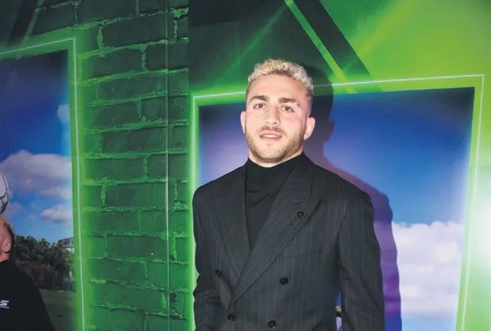 Yeşil sahalardan ekranlara