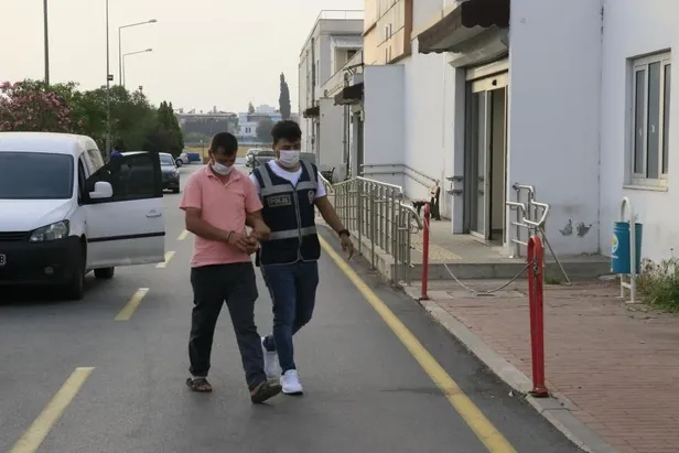 SON DAKİKA: Adana'da 98 firariye şafak operasyonu-1