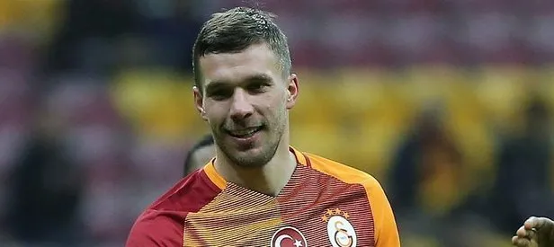 Mehmet Topuz’dan Poldi’ye gönderme