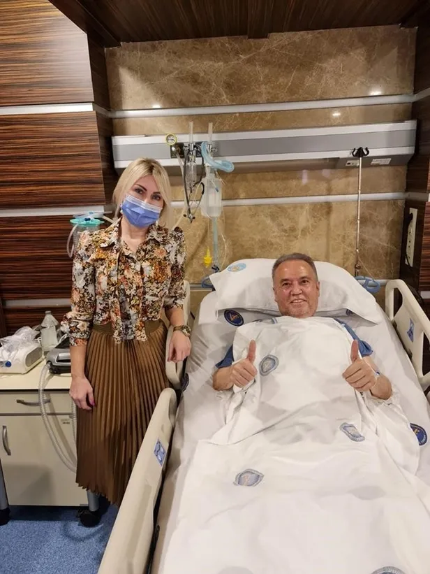 korona-tedavisi-goren-muhittin-bocekten-105-gun-sonra-ilk-fotograf-1606725458652.jpg Korona tedavisi gören Muhittin Böcek'ten 105 gün sonra ilk fotoğraf! İşte sağlık durumuyla ilgili son bilgiler....-1