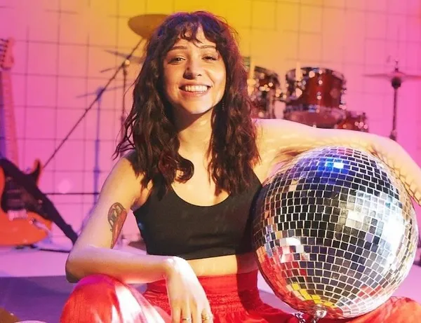Popçu Zeynep Bastık'tan 500 bin TL'lik klip telaşı: Los Angeles'tan yönetmen ve dansçı getirtti-11