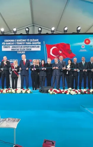 Başkan Erdoğan Arnavutluk'ta TOKİ tarafından depremzedeler için yapılan konutların teslim töreninde konuştu