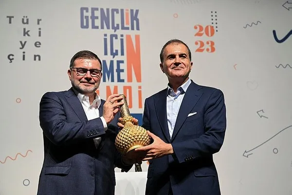 ak-parti-sozcusu-omer-celikten-kilicdarogluna-sert-elestiri-bu-guzel-ulkeyi-kilicdaroglu-gibi-diktatorluk-heve-1694277971703.jpeg AK Parti Sözcüsü Ömer Çelik Kılıçdaroğlu'nu yerden yere vurdu: "Ülkeyi Kılıçdaroğlu gibi diktatörlük heveslilerine bırakmayacağız"-5