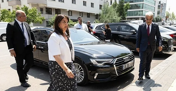 Komisyon sonrası ilk temas! DEM Parti heyeti İmralı'ya gitti... Elebaşı Öcalan'dan "üç kilit kavram" mesajı!