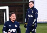 Transferde ezeli rekabet! Mesut Özilin ardından Fenerbahçeye bir dünya yıldızı daha