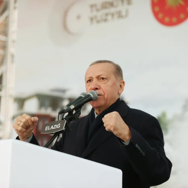 AK Partide milletvekili listeleri YSKya teslim edildi! Kadın sayısında artış: En genç aday 18 yaşında