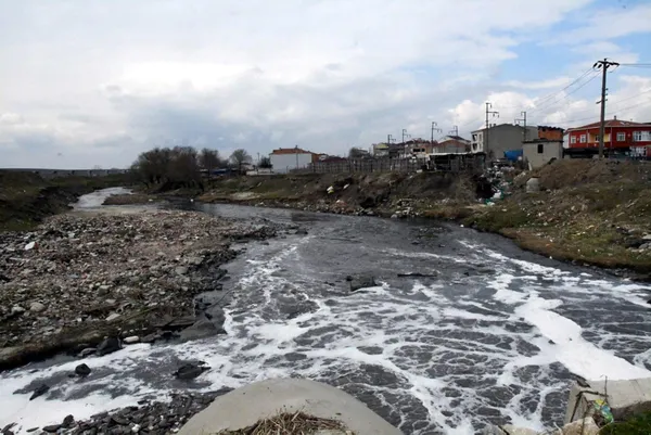 ergene-nehri-kan-agliyor-2022-yilinin-ilk-3-ayinda-45-isletmeye-6-milyon-799-bin-lira-ceza-kesildi-1649156957152.jpg Ergene Nehri kan ağlıyor! 2022 yılının ilk 3 ayında 45 işletmeye 6 milyon 799 bin lira ceza kesildi-6