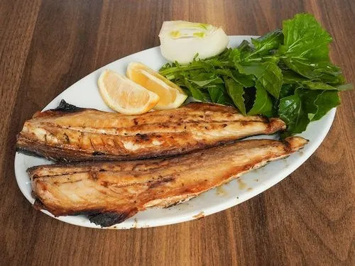 bu-baligin-tam-mevsimi-en-lezzetli-en-sagliklisi-aralik-ayinda-yeniyor-ne-levrek-ne-hamsi-onu-mutlaka-simdi-de-1702913505396.jpeg Ne levrek ne hamsi onu mutlaka şimdi denemelisiniz: Bu balık Aralık ayında yeniyor!-5