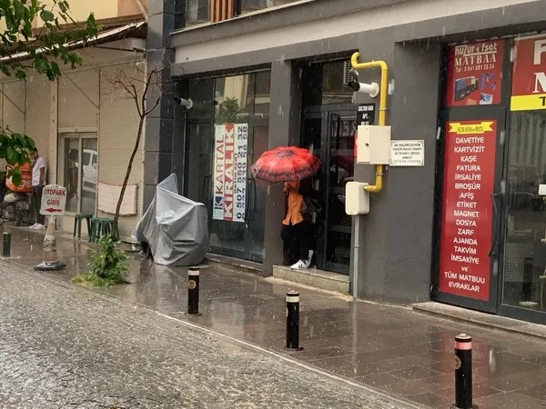 eskisehirde-ceviz-buyuklugunde-dolu-1655737010876.jpg Eskişehir’de ceviz büyüklüğünde dolu!-2