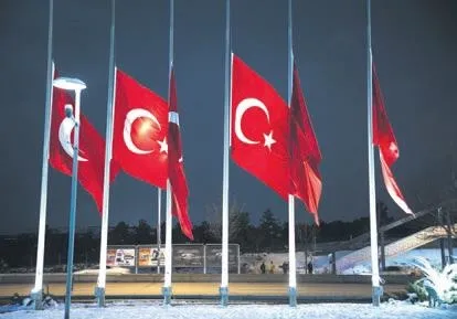 kabine-afet-bolgesinde-depremin-ardindan-seferberlik-baslatildi-1675725500322.jpeg Kabine afet bölgesinde! Depremin ardından seferberlik başlatıldı-7