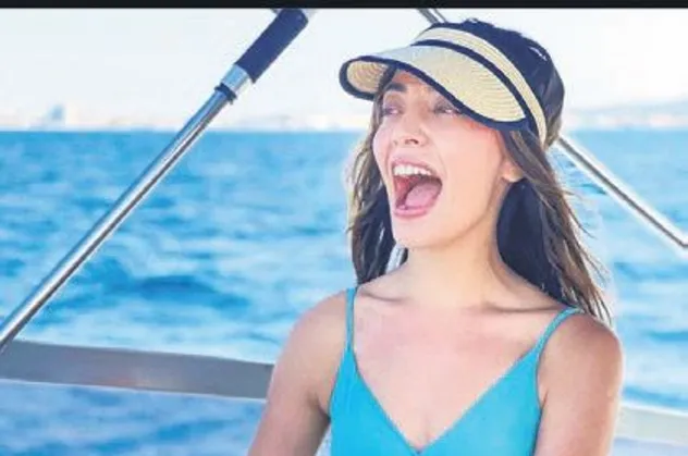 Aşkının gözüyle kaptan Zeynep