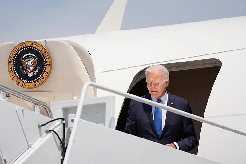 Joe Biden 6 gün sonra ilk kez görüntülendi! ABD'de gözler tarihi açıklamada: "Bu işi bitireceğim"-4
