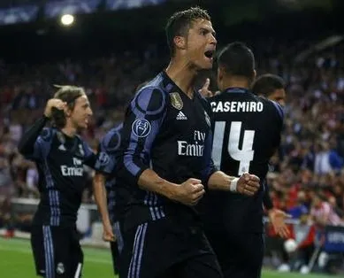 Real Madrid finale yükseldi