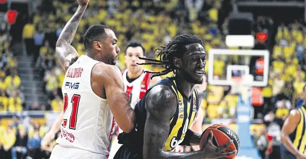 Fenerbahçe zorlu rakibi Olympiakos’u mağlup ederek seride durumu 2-2’ye getirdi!