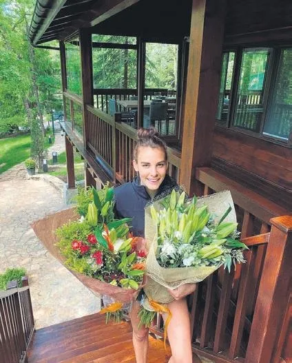 Aslışah Alkoçlar’a eşinden 15 milyon TL’lik bebek hediyesi