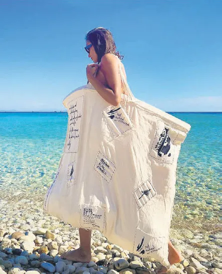 dilan-cicek-deniz-ve-sevgilisi-thor-saevarsson-sosyal-medyayi-salladi-yabanci-damadin-yorumu-herkesi-hayran-bi-1652643811308.jpg Dilan Çiçek Deniz ve sevgilisi Thor Saevarsson sosyal medyayı salladı! Yabancı damadın yorumu herkesi hayran bıraktı-4