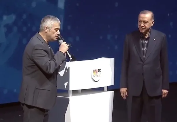 baskan-recep-tayyip-erdogana-surpriz-yapmisti-usta-sanatci-cengiz-kurtoglu-ilk-kez-konustu-40-yila-yakin-abi-k-1684258659251.jpg