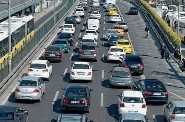 Trafikteki araç sayısı 25 milyonu aştı