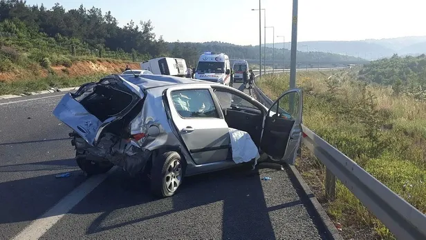 Son dakika: Ümraniye'de trafik kazası: 1 ölü, 8 yaralı-2