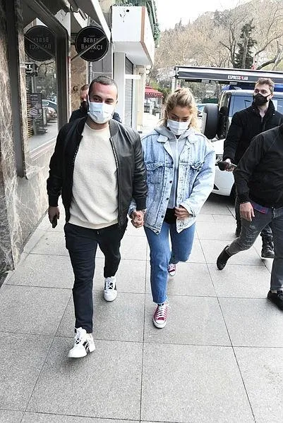 2 buçuk milyon TL'lik lüks cip, 200 bin TL'lik tektaş, 340 bin TL'lik saat... Öykü Çelik'in ayakları yere basmıyor-11