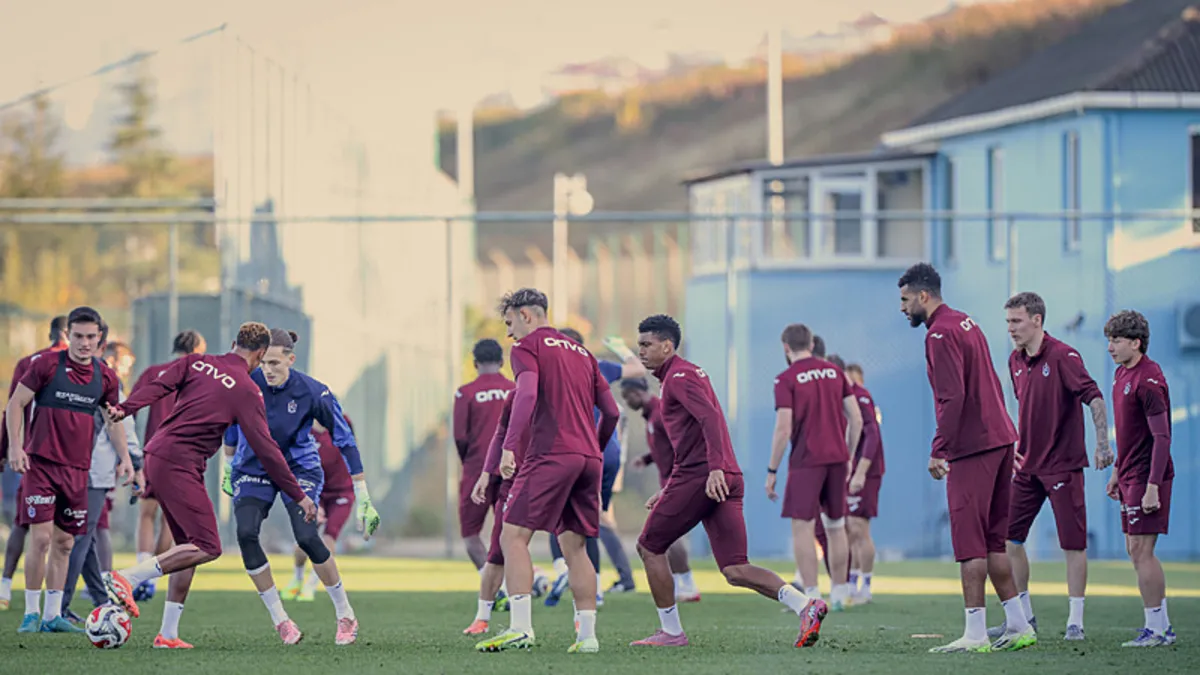 Trabzonspor Başakşehir'e bileniyor