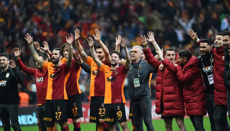 Galatasaray'dan 3 imza birden! - 7