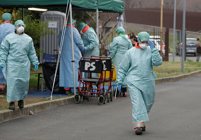 Bilim insanlarından yeni araştırma! Koronavirüs daha fazla insan hücresine bulaşıyor! Ölüm kodu: D614G - 9