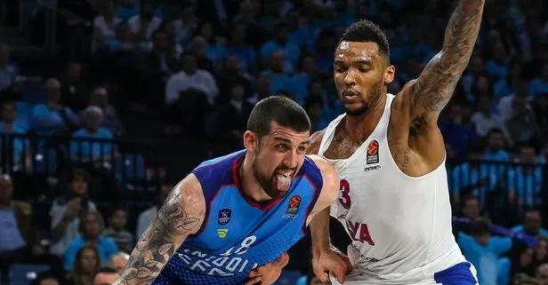 Anadolu Efes’te yaprak dökümü! Bir isimle daha yollar ayrıldı...