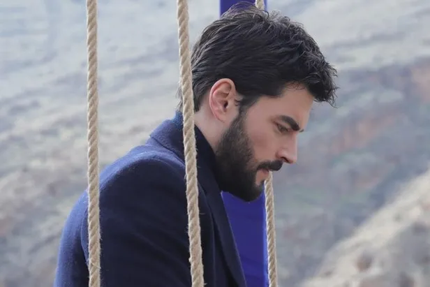hercai-32-yeni-bolum-fragmani-yayinlandi-mi-hazar-gizlenen-bir-seyler-oldugunun-farkina-variyor-1581108444012.jpg